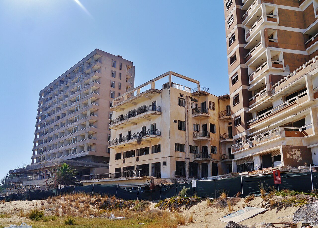 Famagusta_-_Gazimagusa_Geisterstadt_Varosha_17