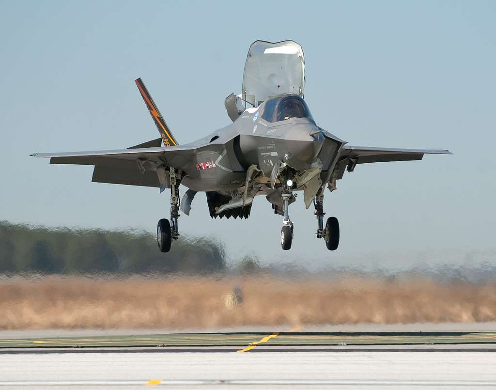 first-vertical-landing-of-an-f-35b-lightning-ii-march-18-2010-16c62d first-vertical-landing-of-an-f-35b-lightning-ii-march-18-2010-16c62d