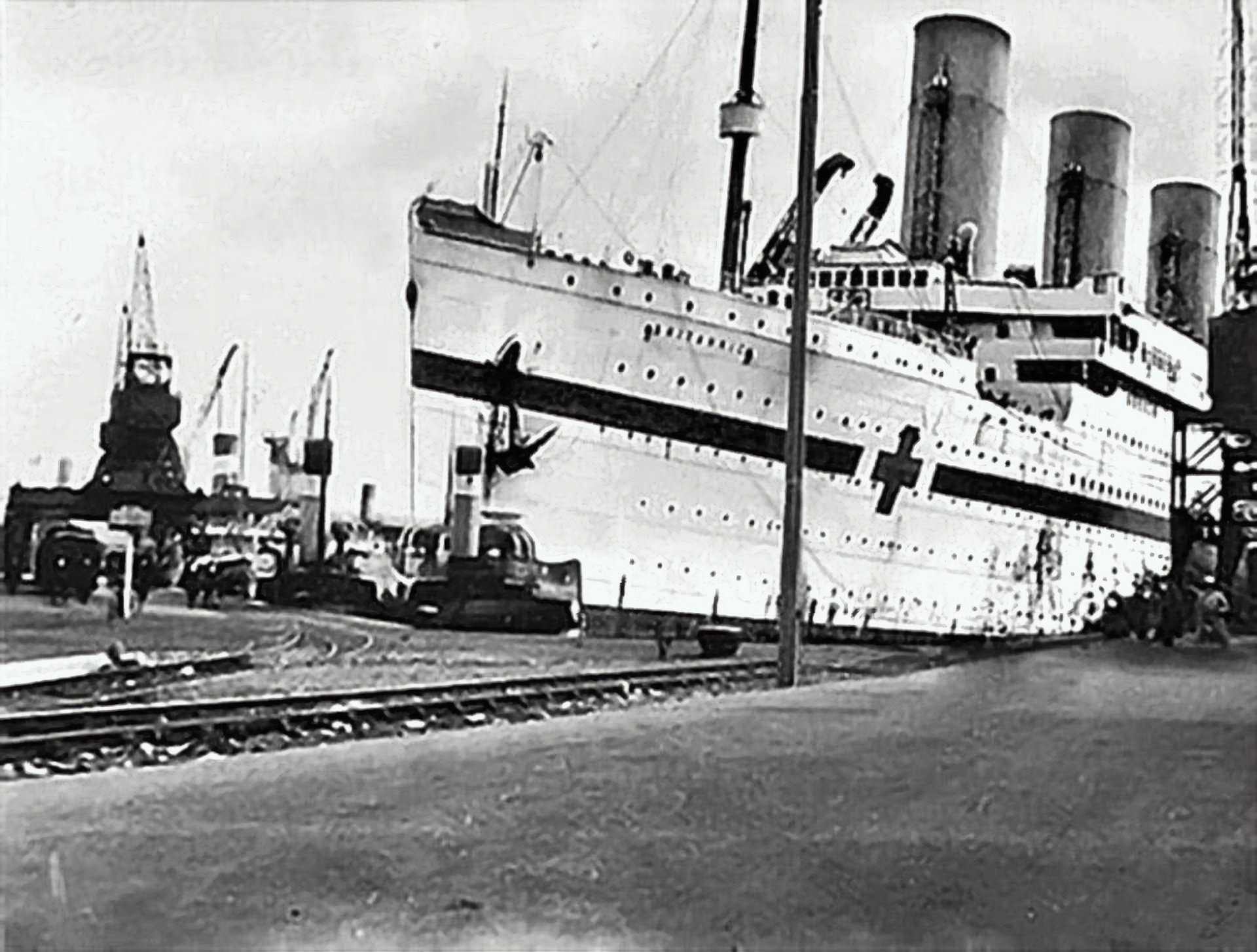 hmhs-britannic-at-southampton-487383