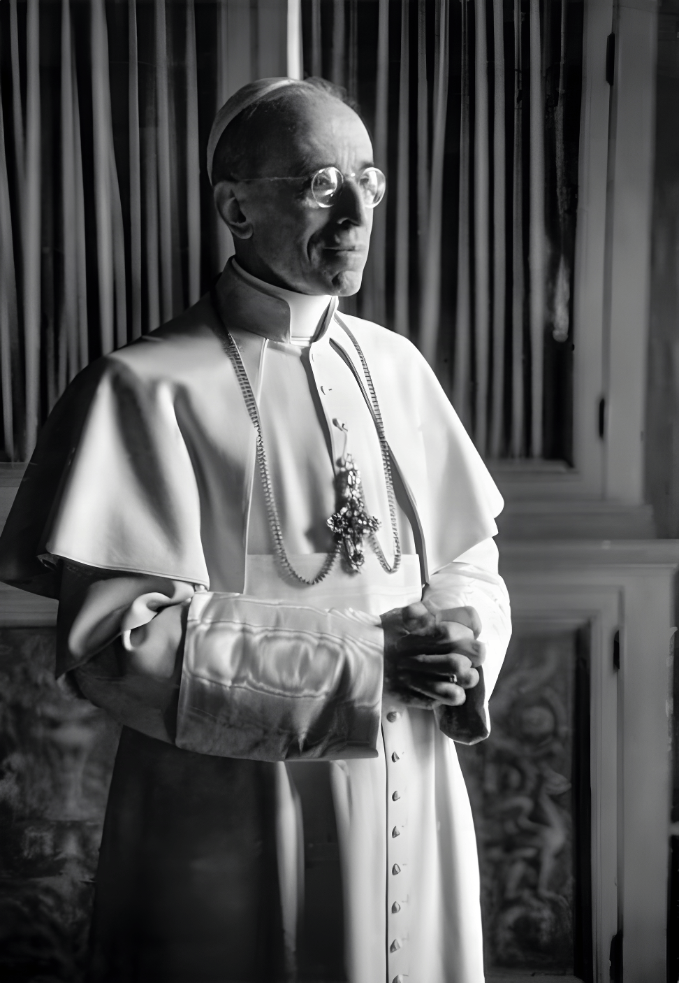 pius-xii-by-david-seymour-1949-64864b