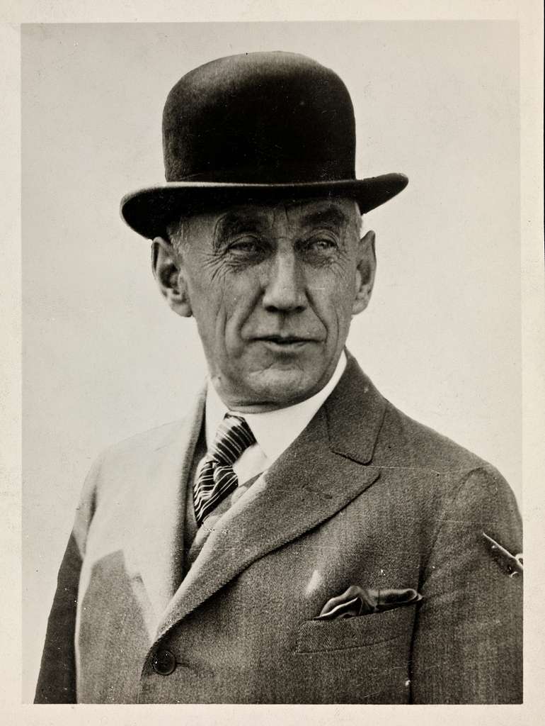 portrett-av-roald-amundsen-1926-11705100546-bbf338
