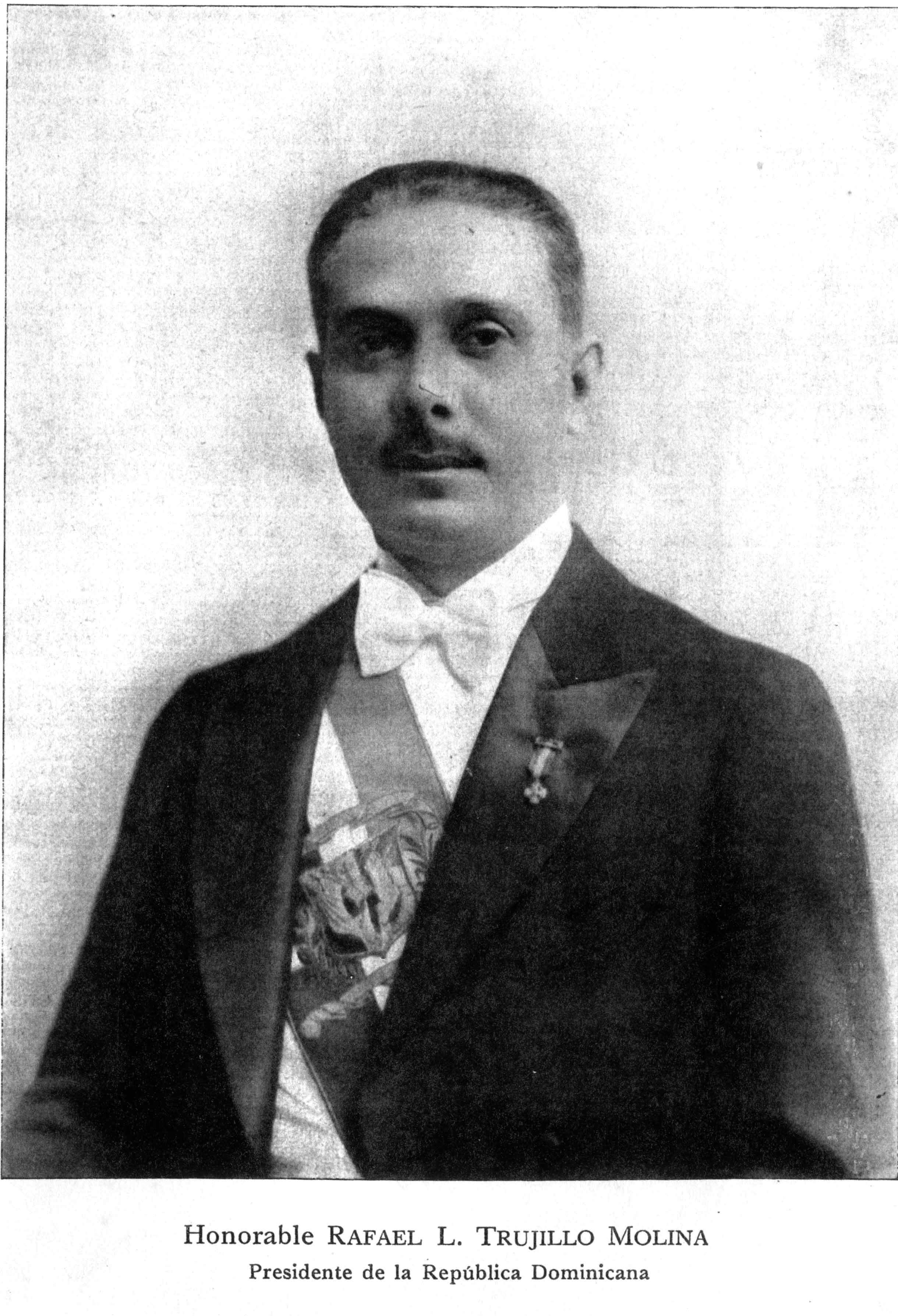presidente-rafael-l-trujillo-en-1945-ab37f8