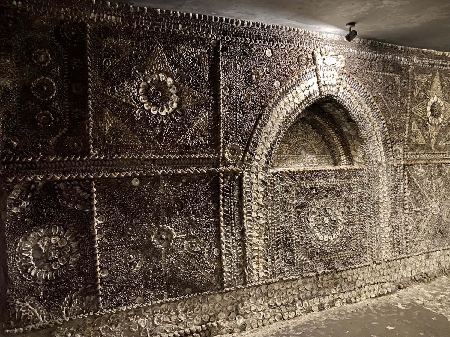 Shell-grotto3