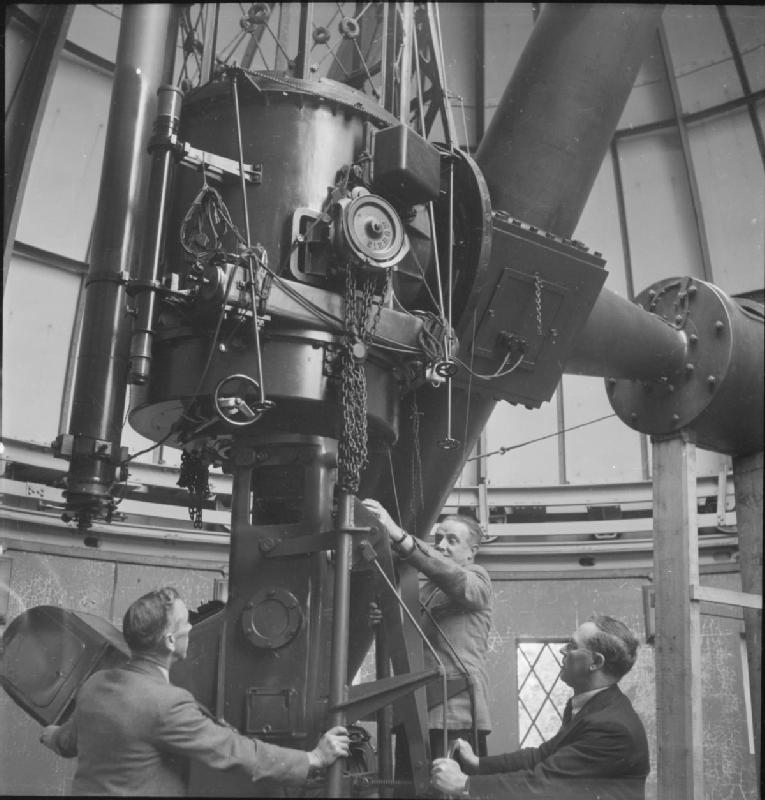 the-royal-observatory-everyday-life-at-the-royal-observatory-greenwich-london-78b3ed