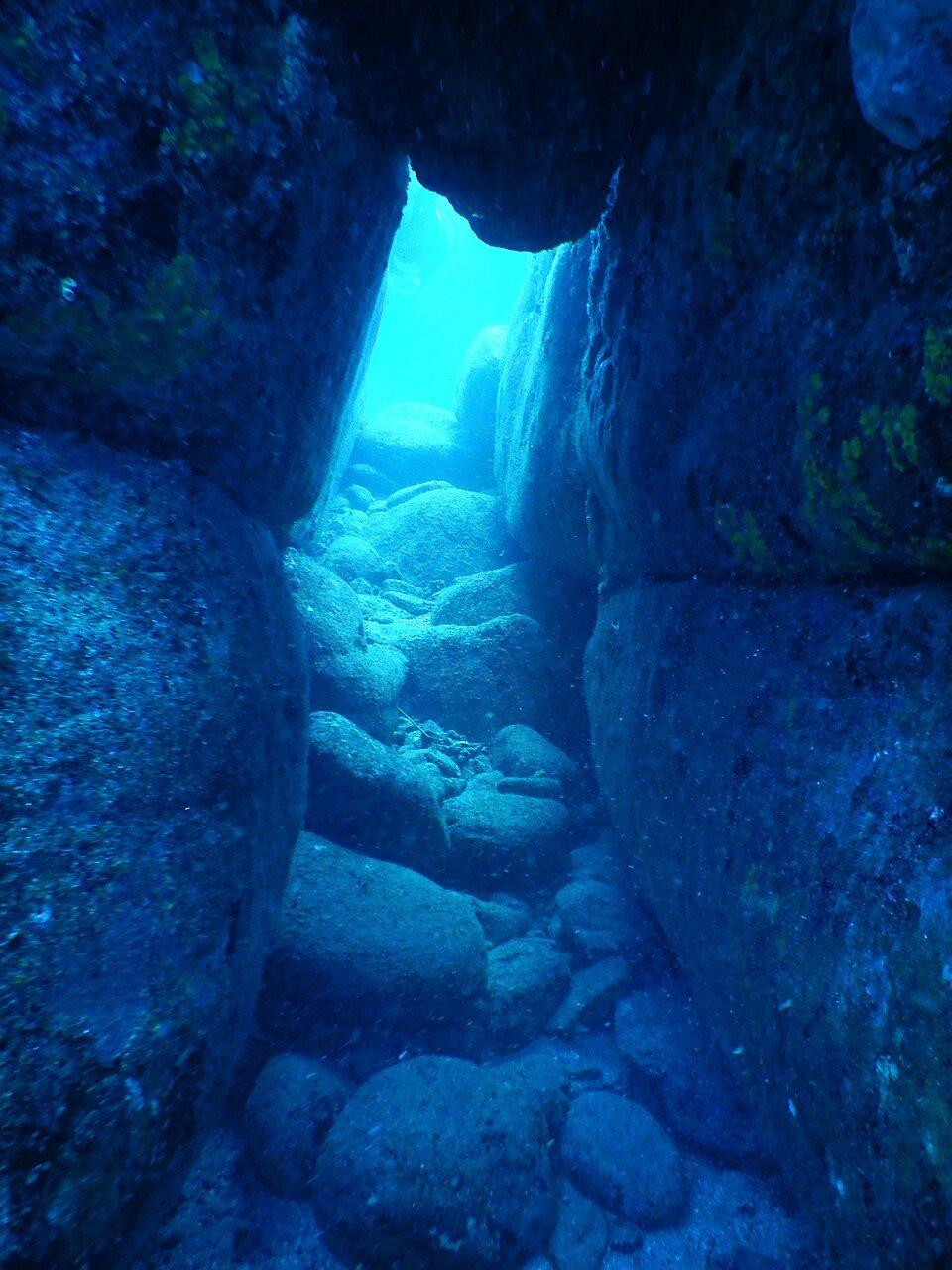 Yonaguni_Monument_Arch